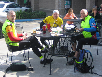 Lunch at the Healdsburg mall